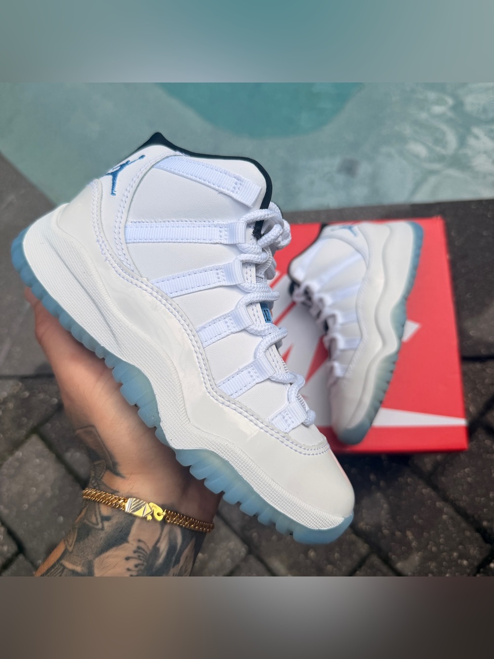 NIKE AIR JORDAN 11 RETRO PS LEGEND BLUE 2024 378039-104 SIZE 13.5C